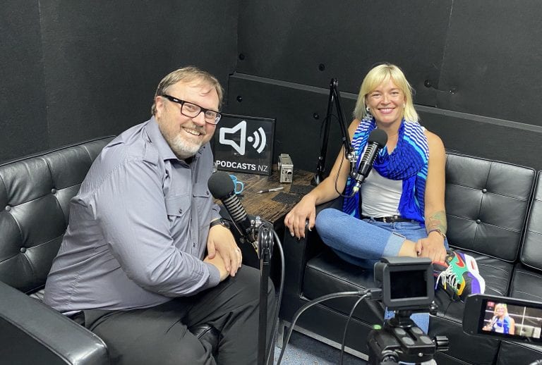 Ex-Googler fined US$179m, AI COVID-19 detector, Spark 5G starter fund, Work from home challenge — episode artwork