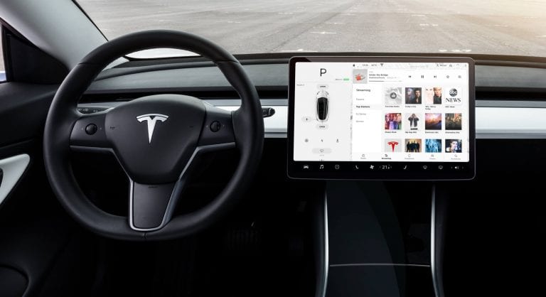 Tesla Model 3 in NZ, Sky not standing still, fingerprint data hacked, watch that USB cable – NZ Tech Podcast 452 — episode artwork