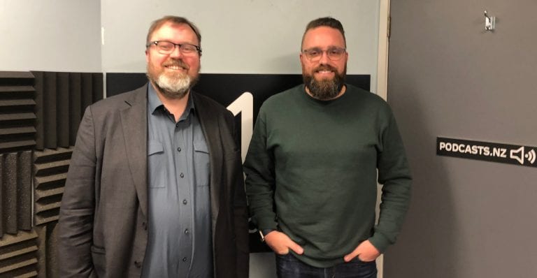 Trickle Beer Tech, Chorus 10Gbps, Microsoft Surface Go, USB-C Monitors, Work vs Personal phones – NZ Tech Podcast 396 — episode artwork