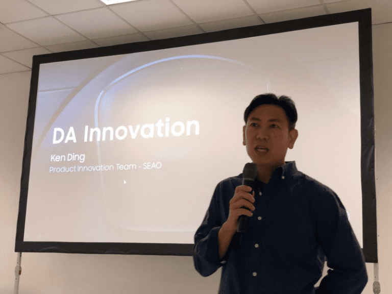 Airport trials virtual officer, Drone carries passenger, Intel laser projection Smartglasses – NZ Tech Podcast 374 — episode artwork